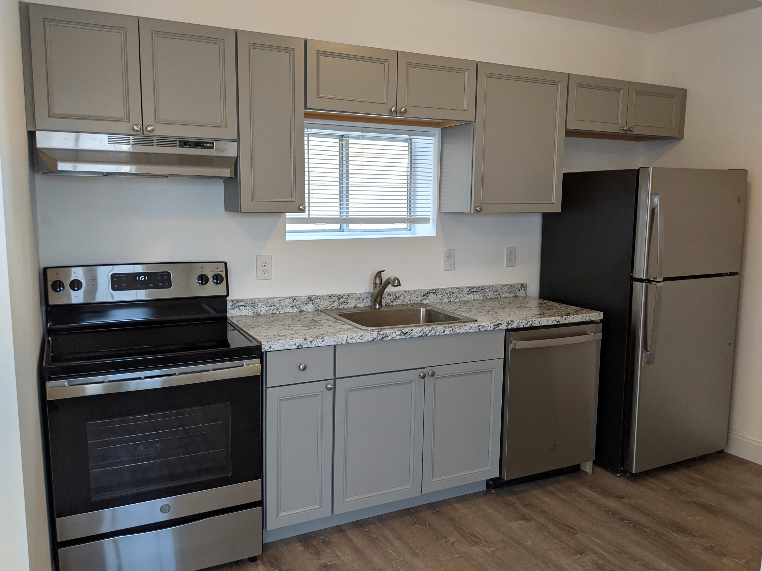 45-47 Everett Street - 4